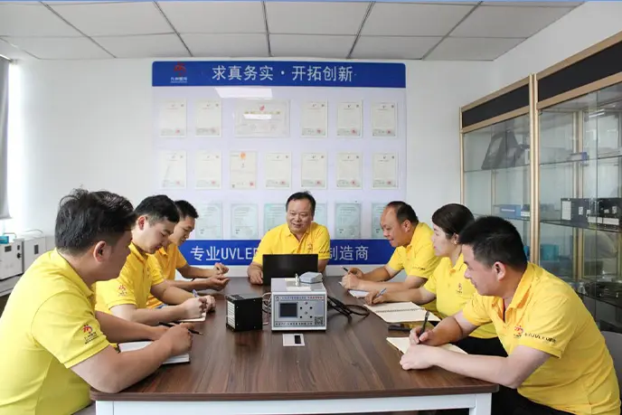 PROFESSIONAL TEAM